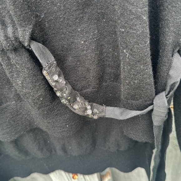 Black V-Neck Sweater with Waist Tie - Picture 4 of 9